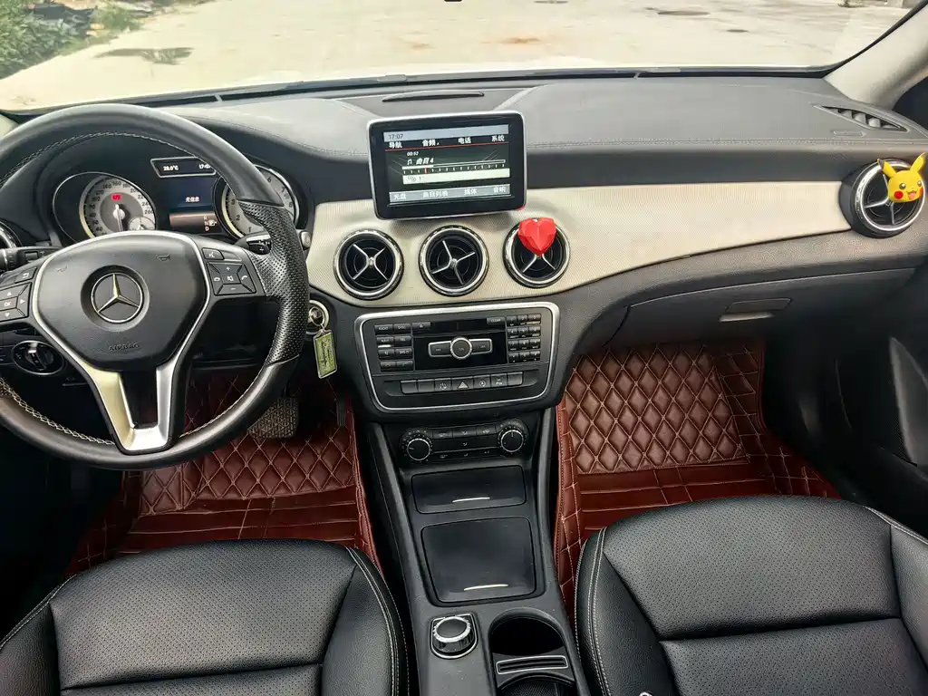 Mercedes-Benz GLA — миниатюра 11