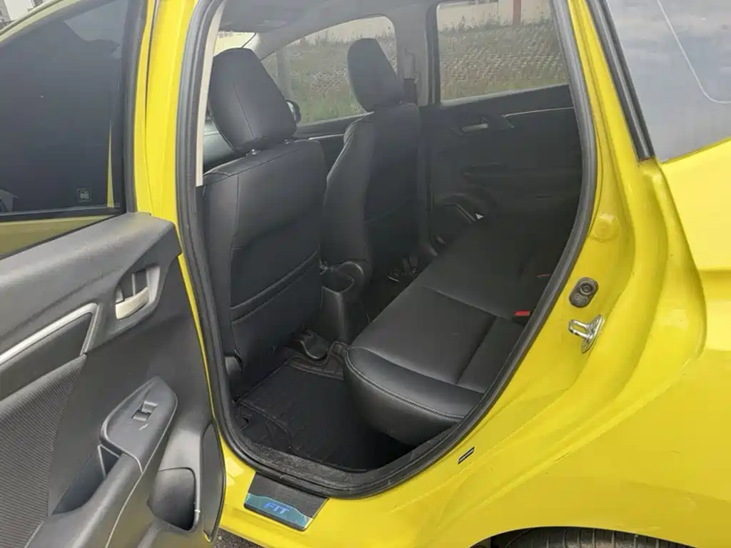 Honda Fit — миниатюра 14