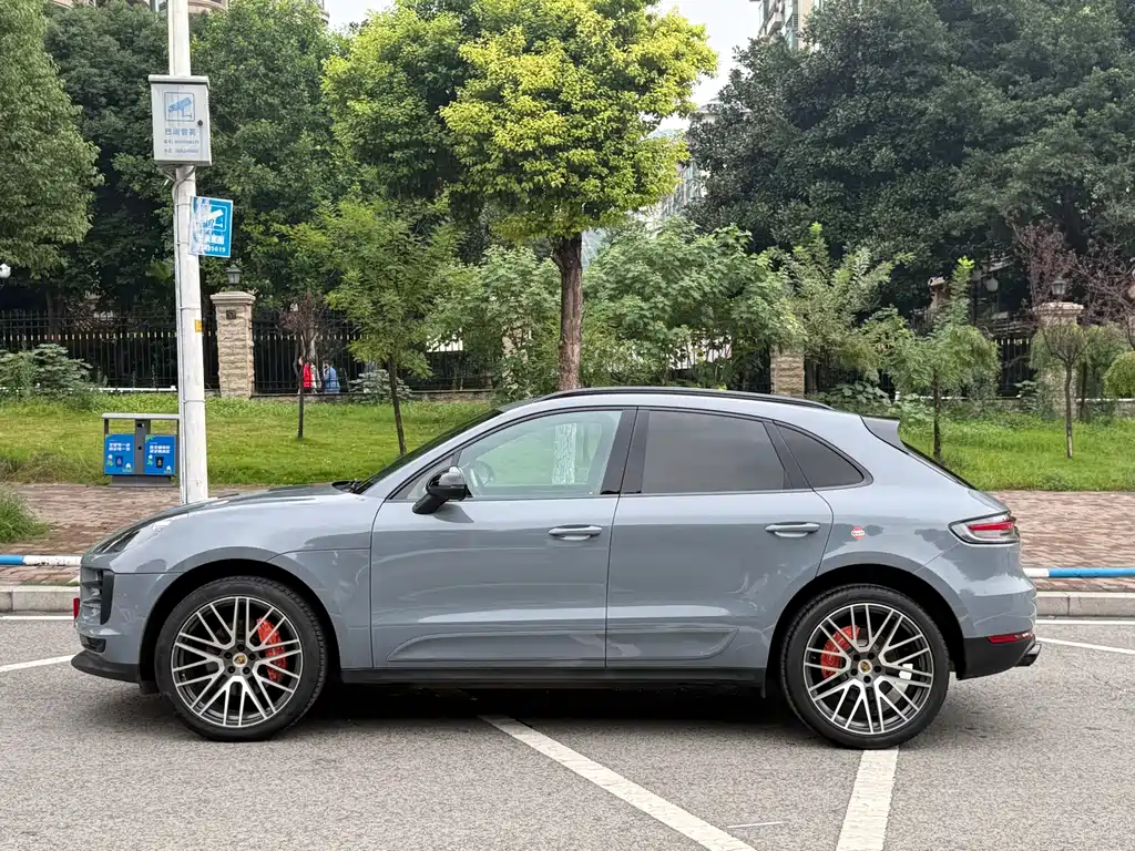 Porsche Macan — миниатюра 4