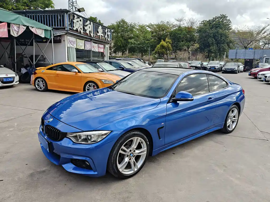 BMW 4 SERIES