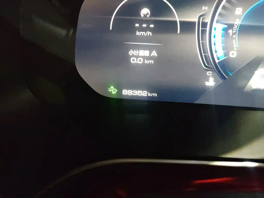 Wey Wey VV6 — миниатюра 8