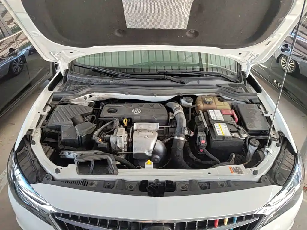 Buick Excelle — миниатюра 20