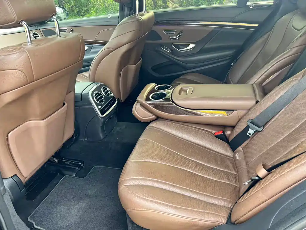 Mercedes-Benz S-Class — миниатюра 10