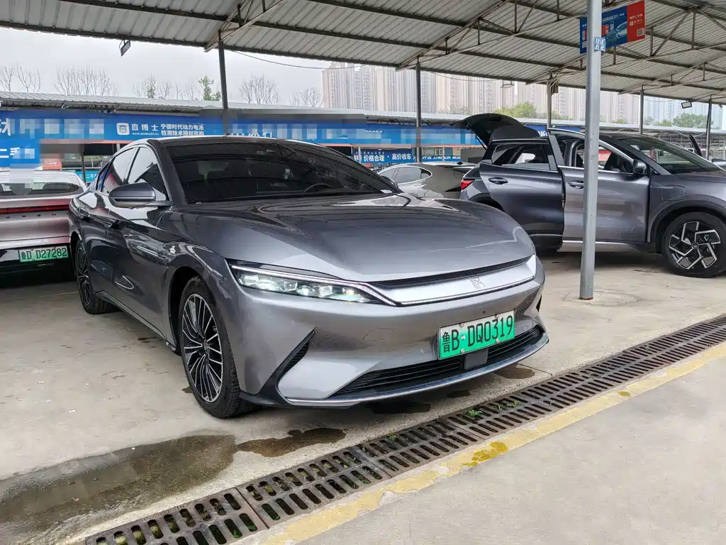 BYD Han — миниатюра 2