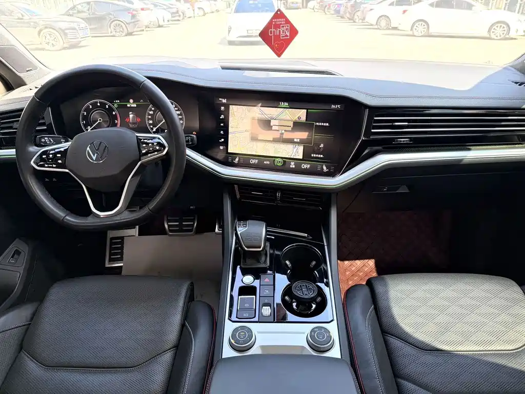 Volkswagen Touareg — миниатюра 7