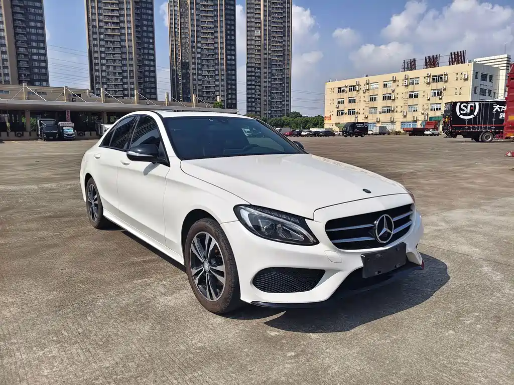 Mercedes-Benz C-Class — миниатюра 3