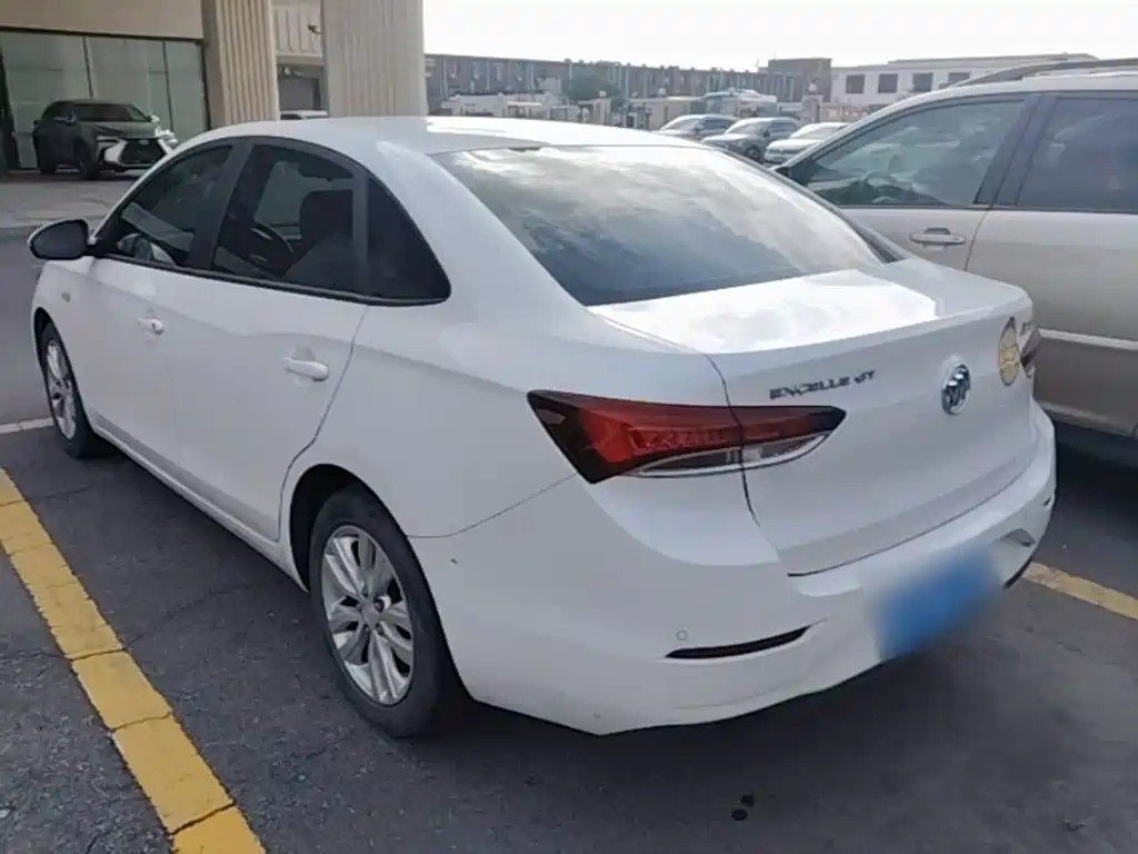 Buick Excelle — миниатюра 5