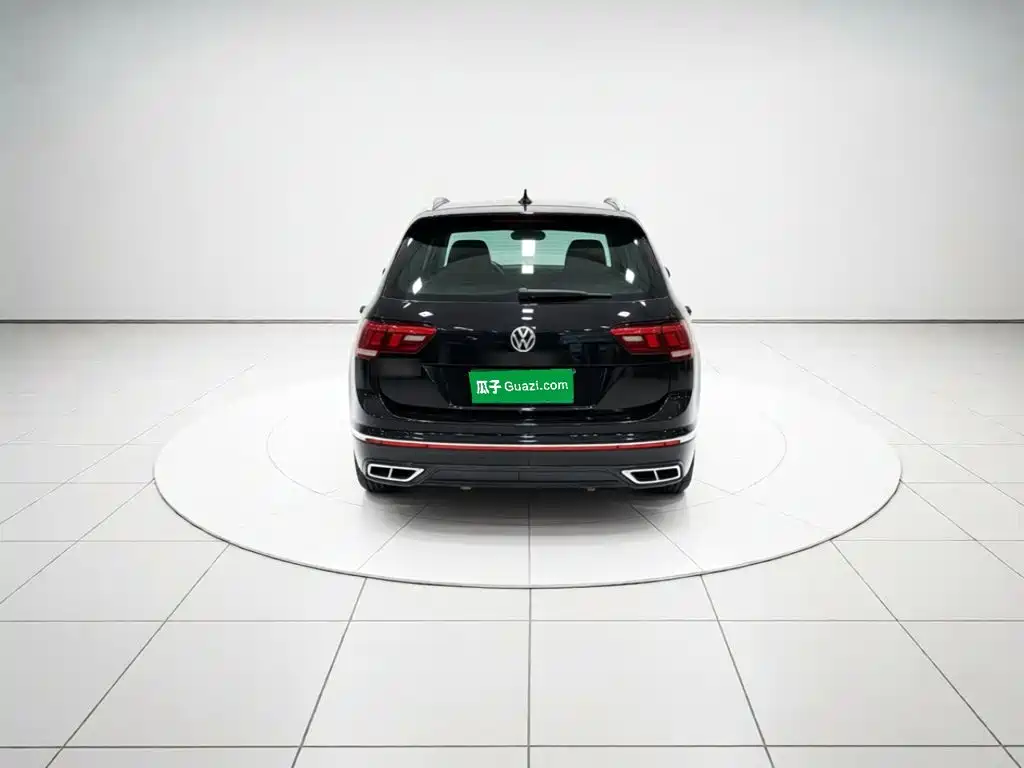 Volkswagen Tiguan L — миниатюра 5