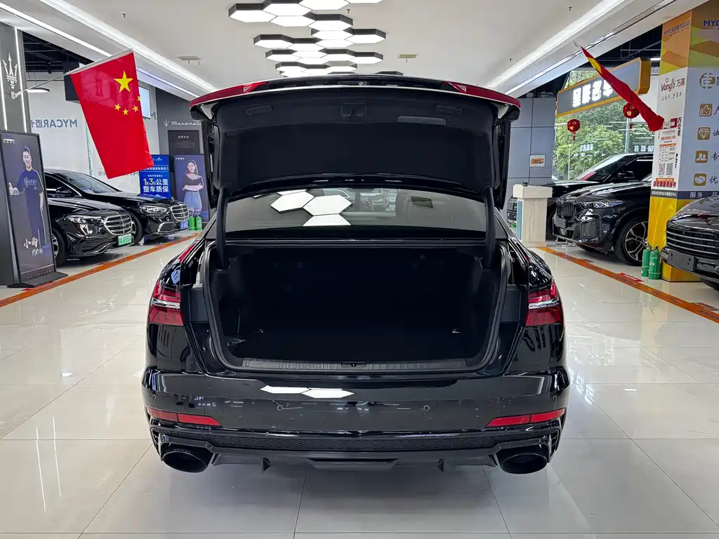 Audi A6L — миниатюра 7