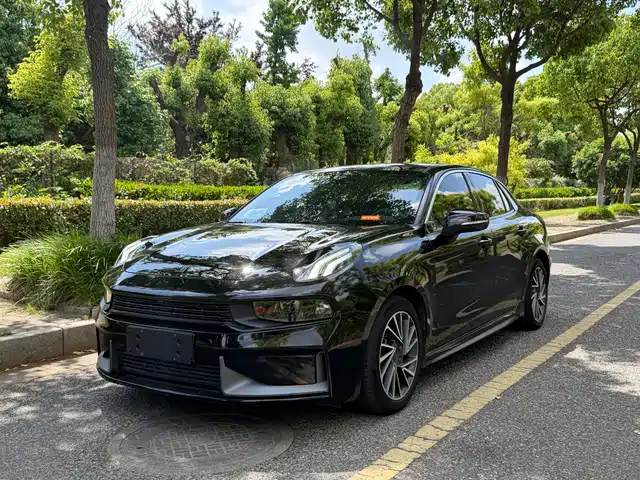 2022 Lynk & Co 03