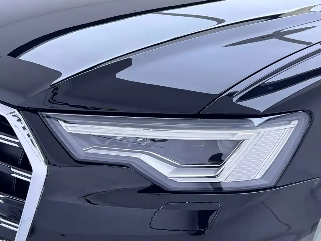 Audi A6L — миниатюра 12