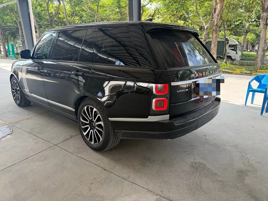Land Rover Range Rover — миниатюра 4