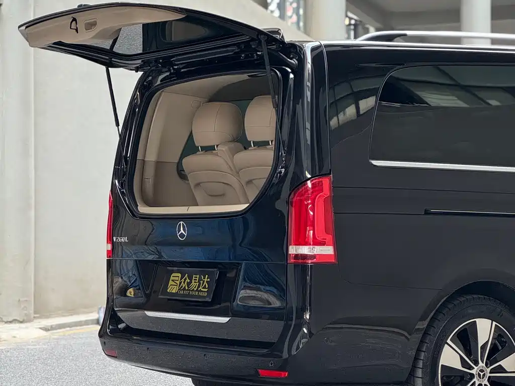 Mercedes-Benz V-Class — миниатюра 4