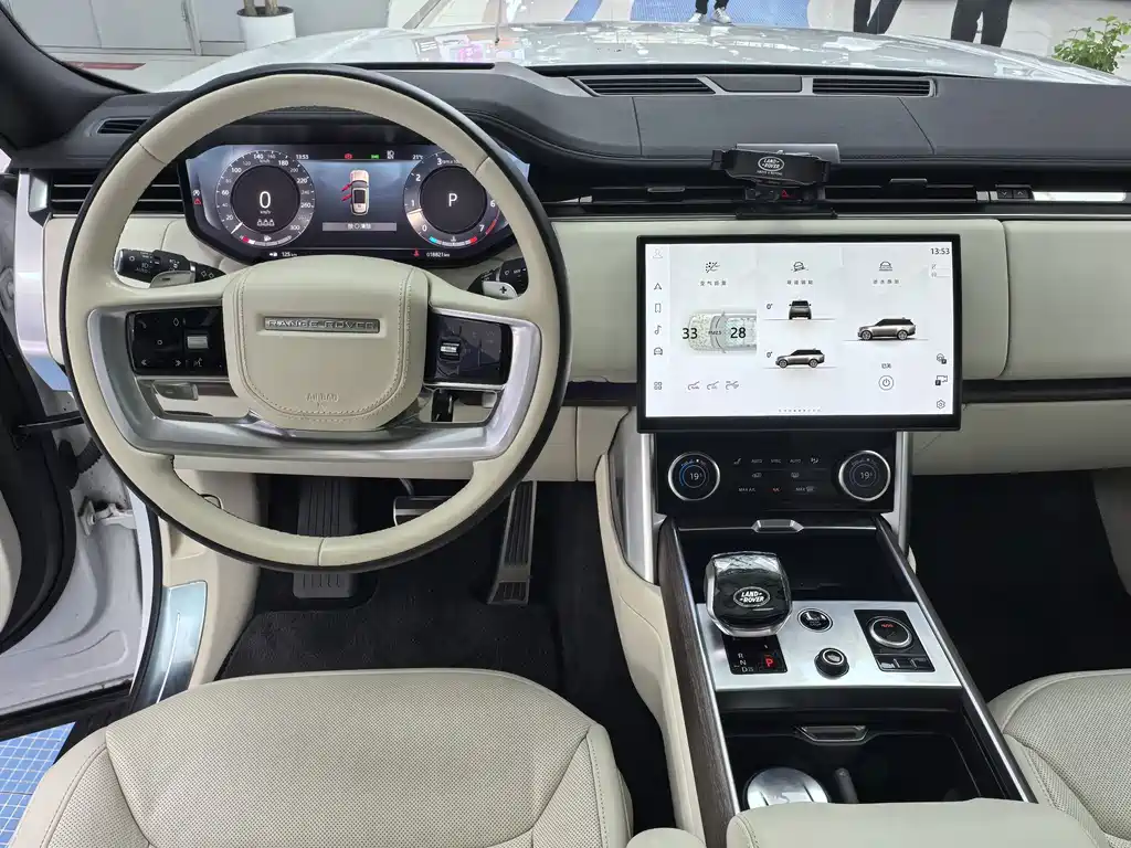 Land Rover Range Rover — миниатюра 7