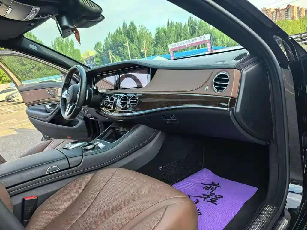 Mercedes-Benz S-Class — миниатюра 6