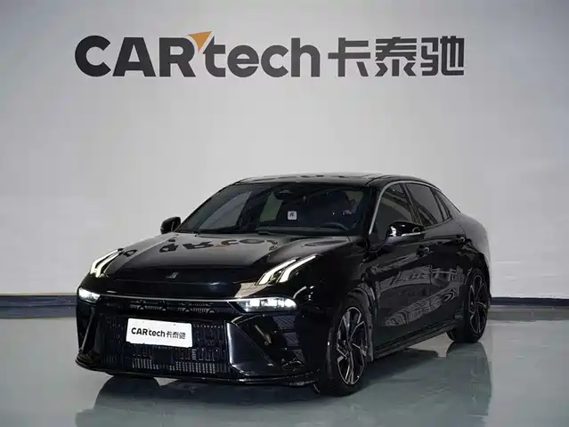2023 Lynk & Co 03