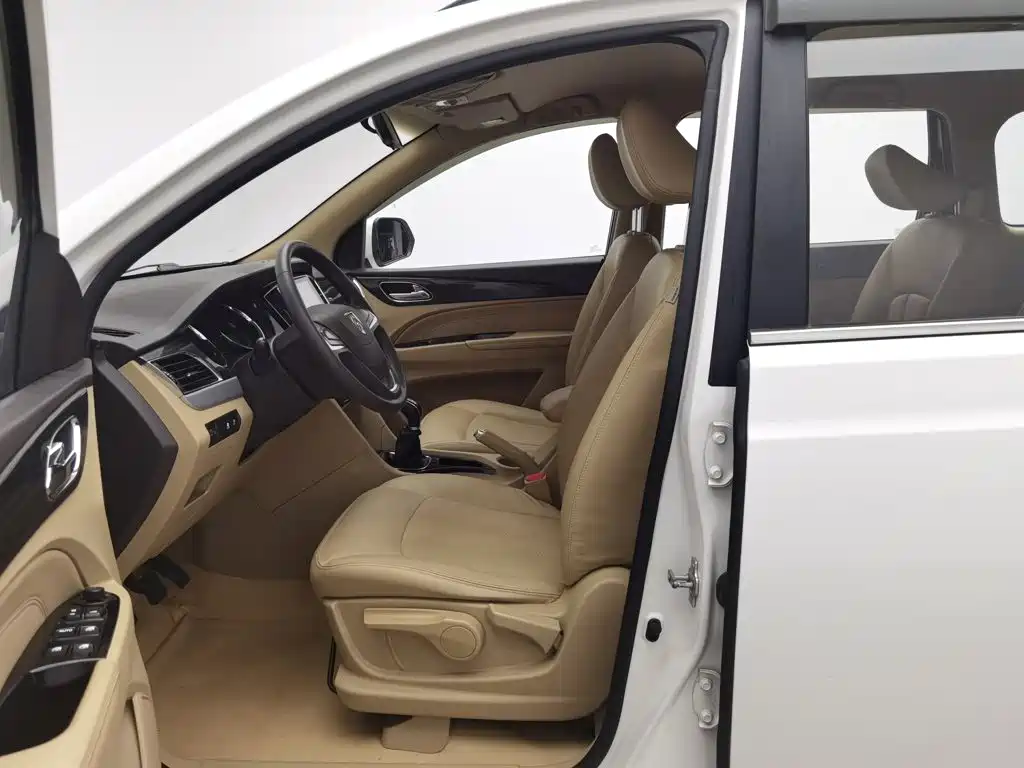 Baojun 730 — миниатюра 10