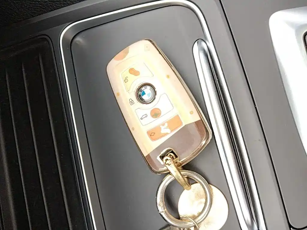 BMW 3 Series — миниатюра 9