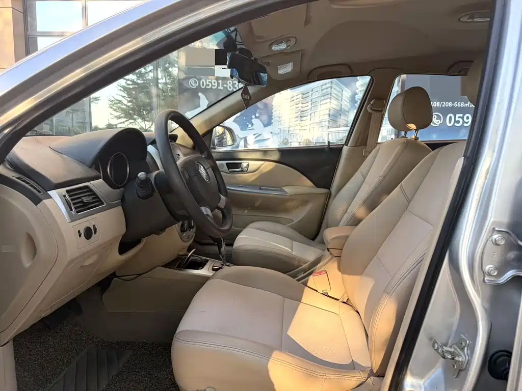Buick Excelle — миниатюра 4