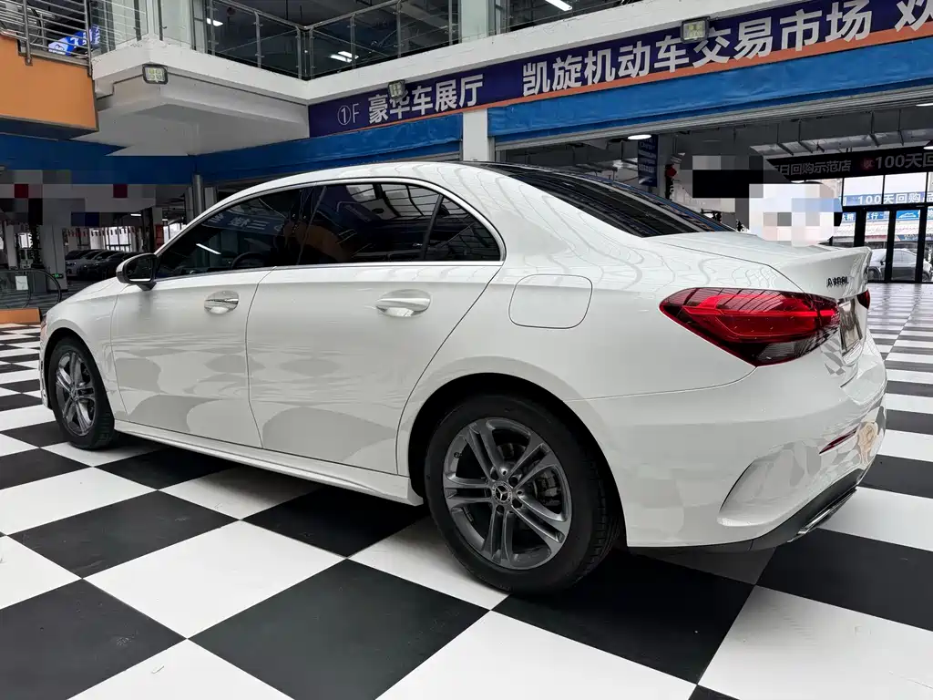 Mercedes-Benz A-Class — миниатюра 5