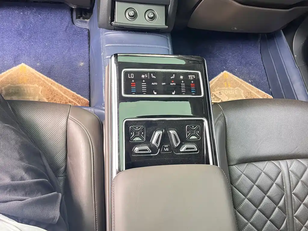 Audi A8 — фотографии объявления, Фото 12