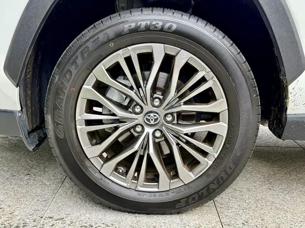 Toyota Wildlander — миниатюра 14
