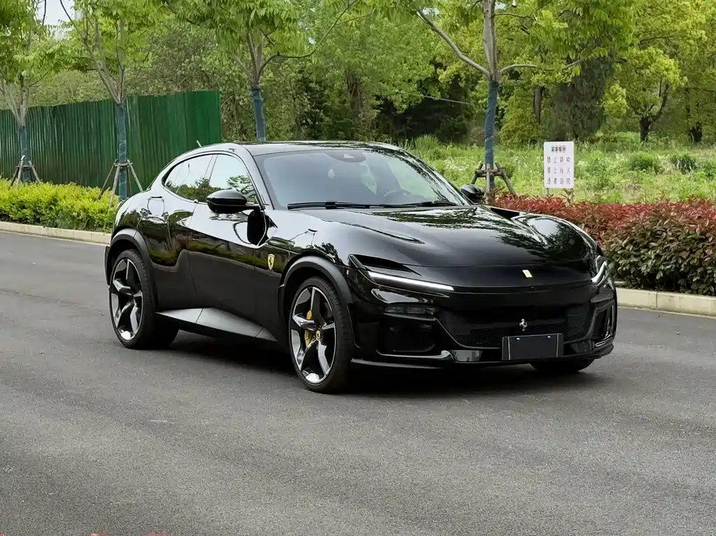 Ferrari Purosangue 2023 6.5L V12