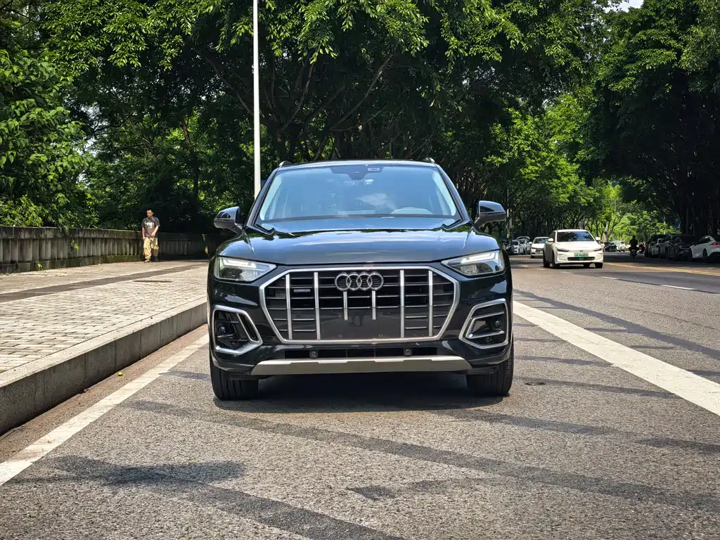 Audi Q5L 2022 40T Luxury Supreme Elegant Type