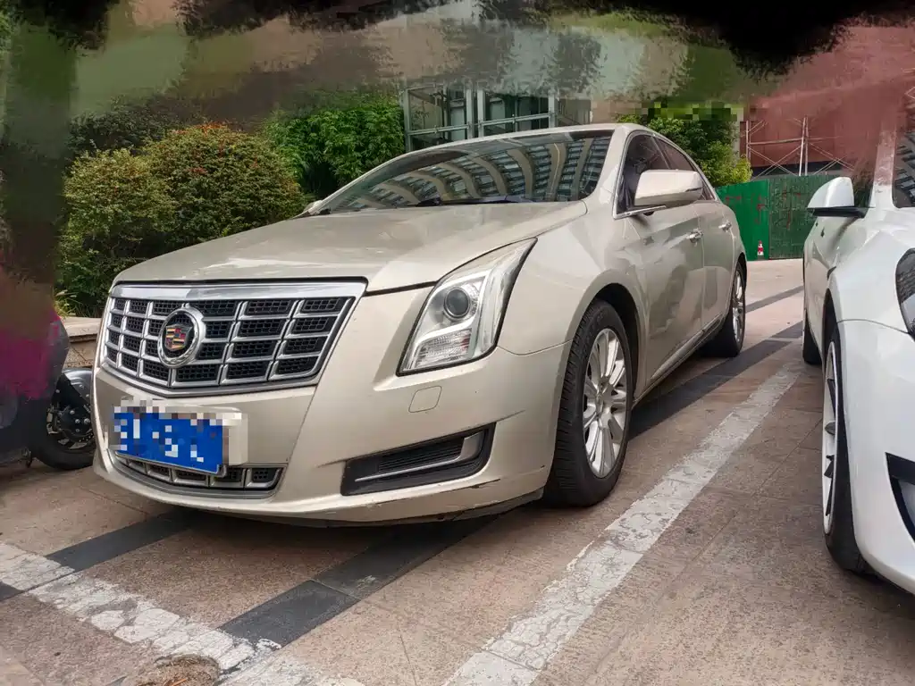Cadillac XTS