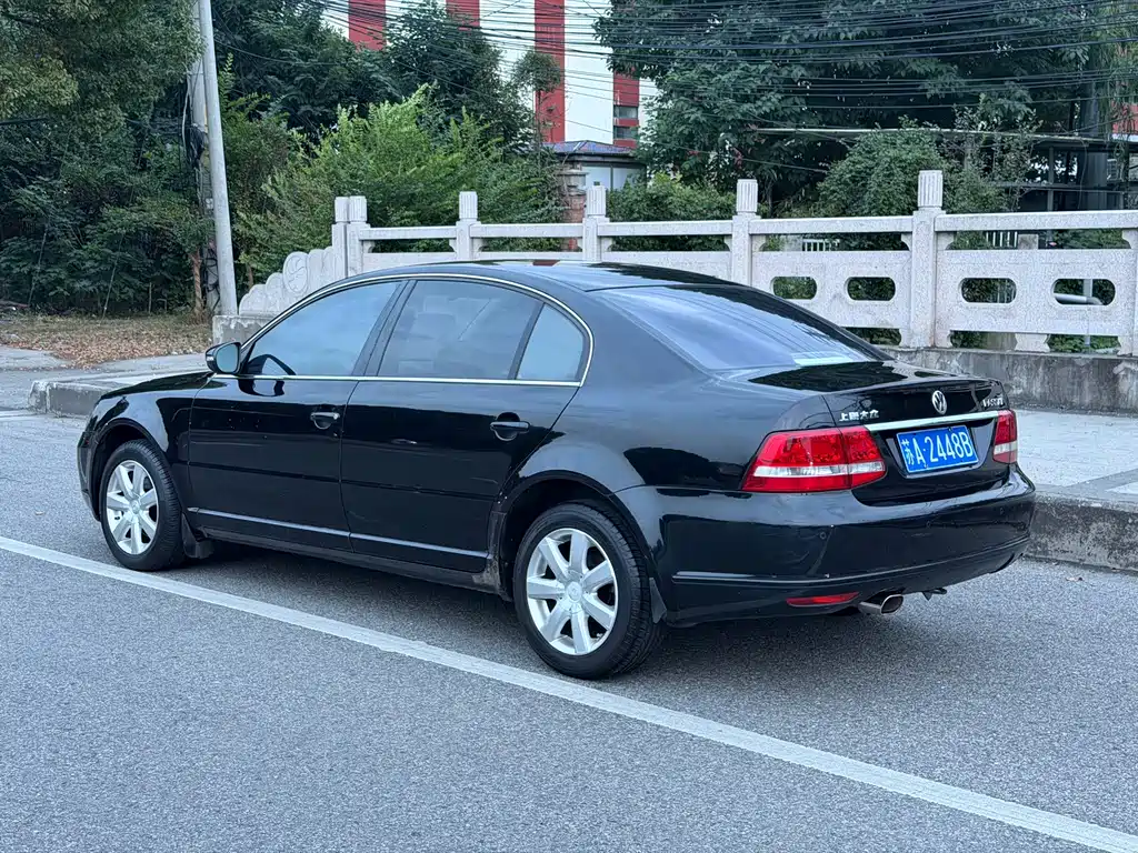 Volkswagen Passat Lingyu — миниатюра 4