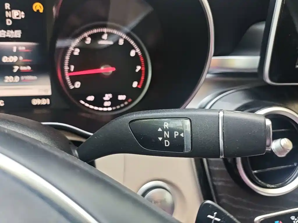 Mercedes-Benz C-Class — миниатюра 14
