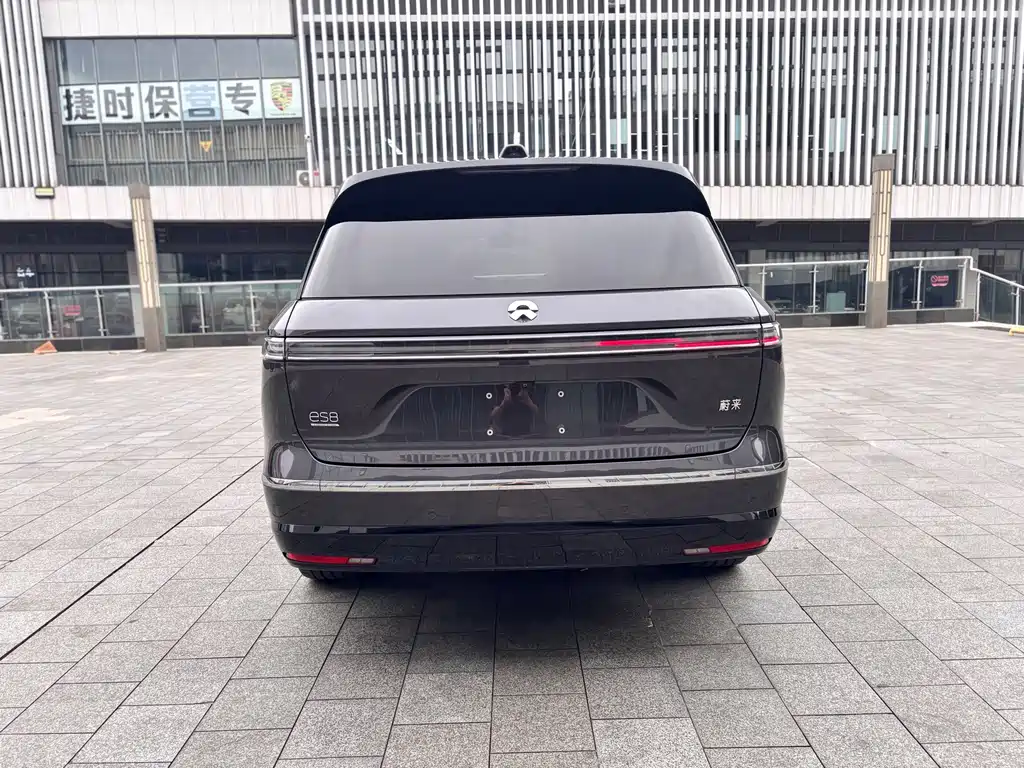 NIO ES8 — миниатюра 5