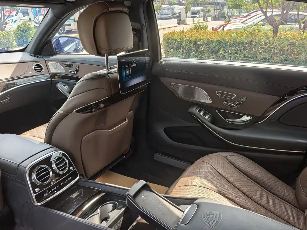 Mercedes-Benz S-Class — миниатюра 19