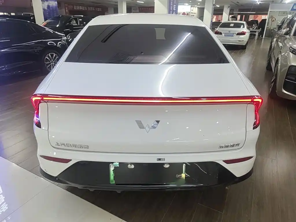 Wuling Xingguang — миниатюра 6