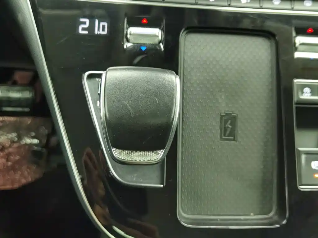 Hongqi Hongqi HQ9 — миниатюра 13