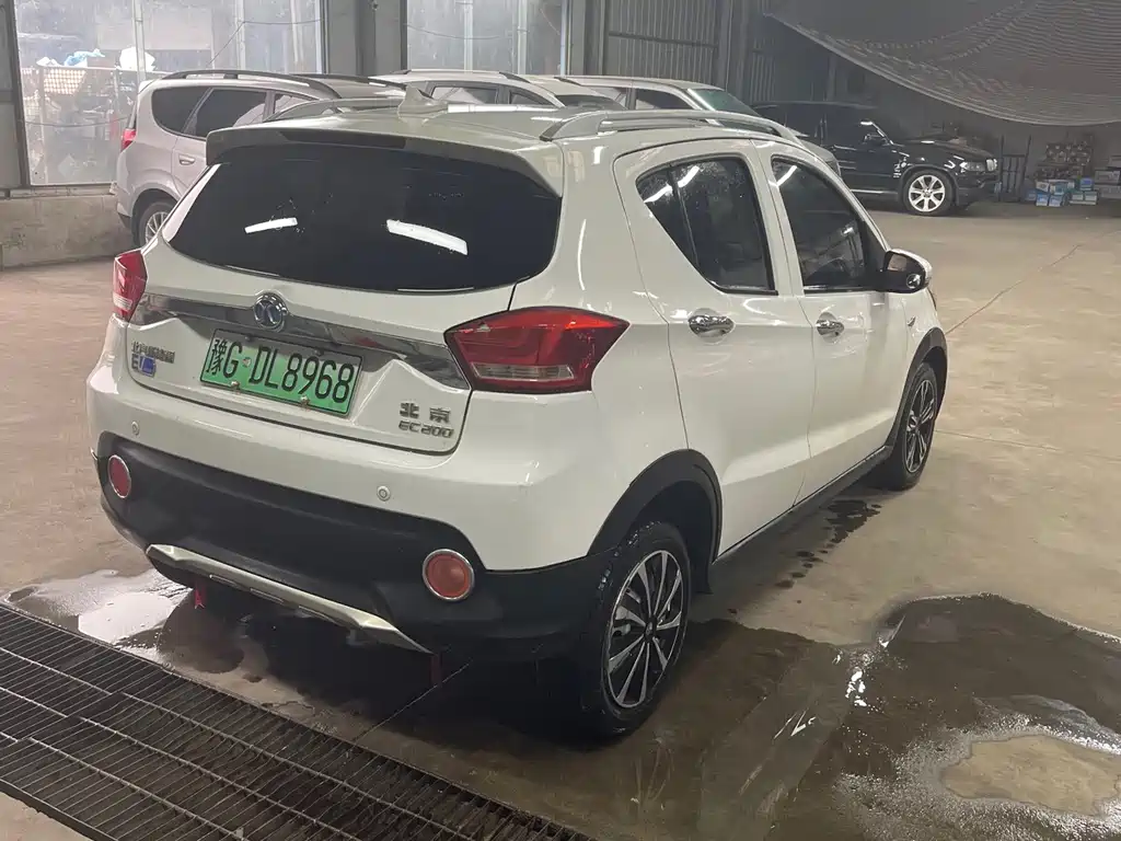 BAIC New Energy EC — миниатюра 7