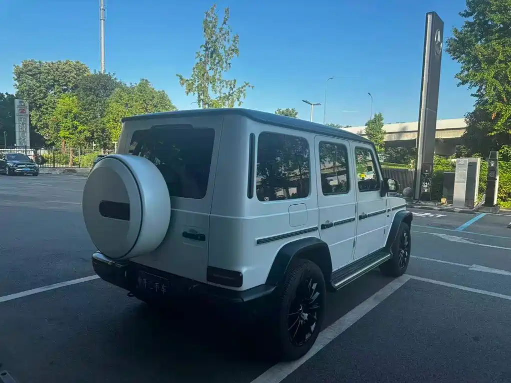 Mercedes-Benz G-Class — миниатюра 8