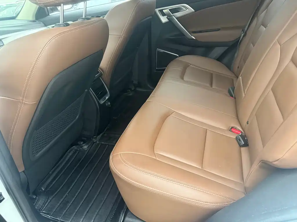 Geely Boyue — миниатюра 6