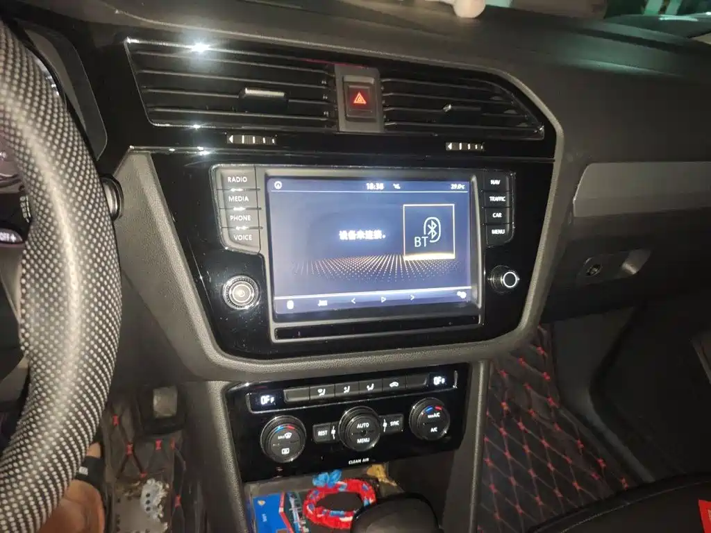 Volkswagen Tiguan L — миниатюра 6