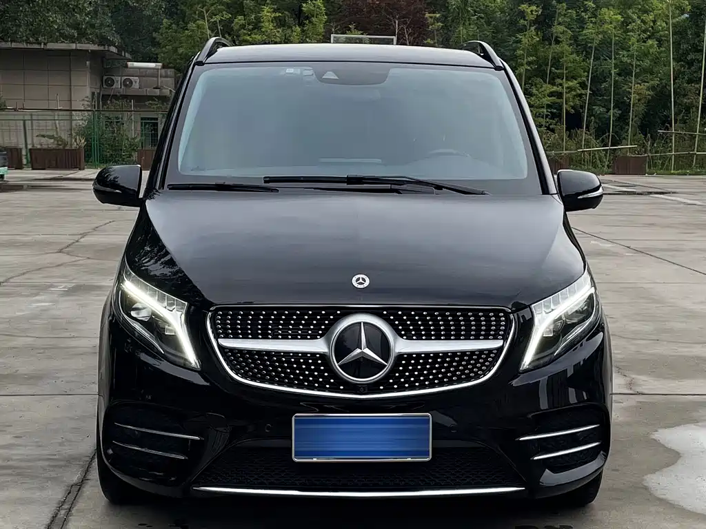 Mercedes-Benz V-Class — миниатюра 2