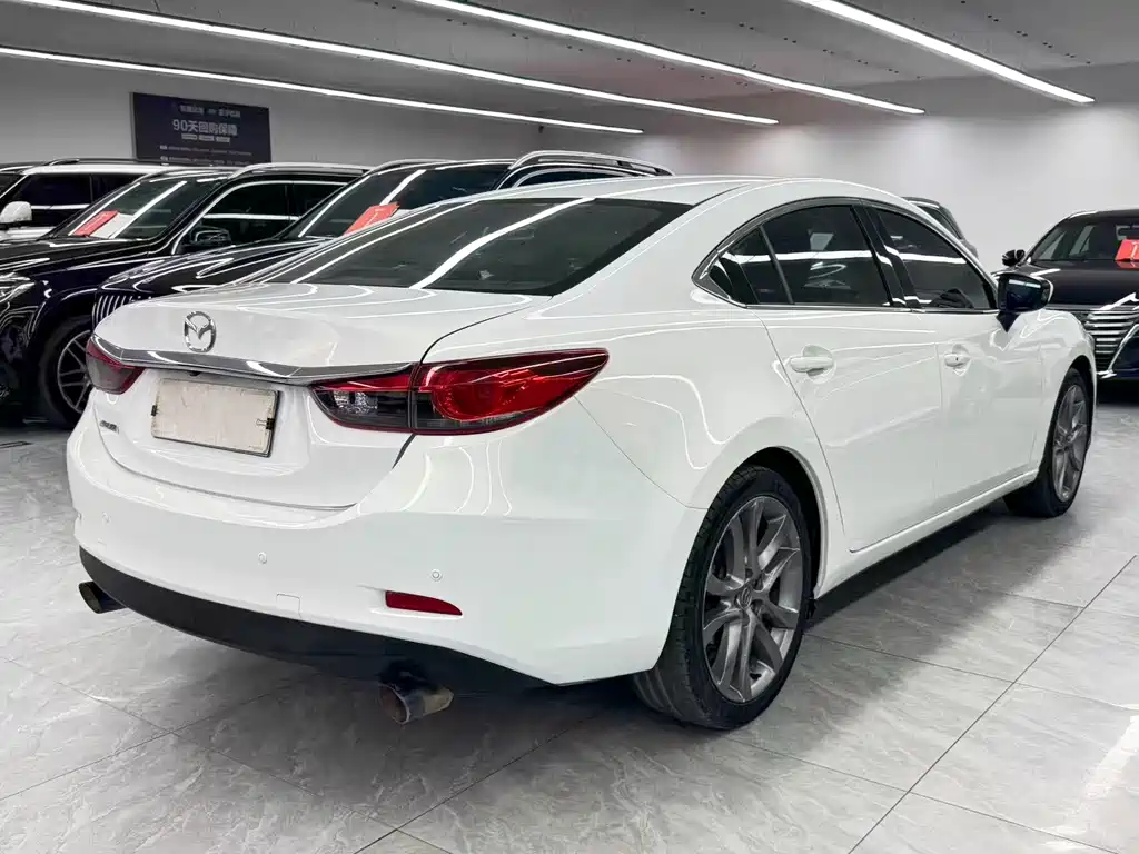 Mazda Atenza — миниатюра 6