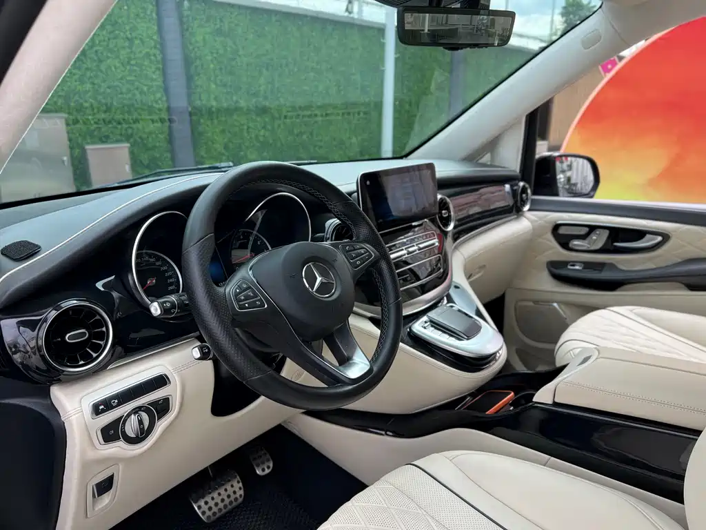 Mercedes-Benz V-Class — миниатюра 9