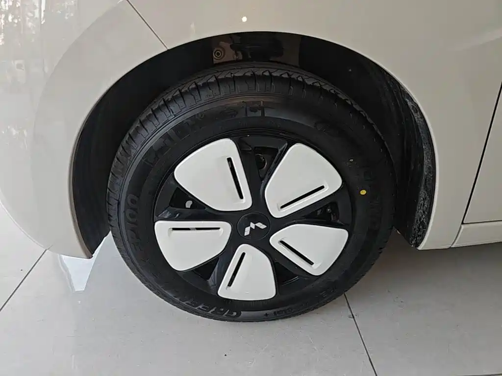 Wuling MINIEV — миниатюра 23