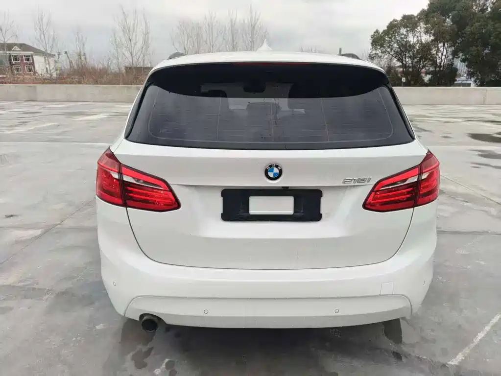 BMW 2 SERIES STATION WAGON