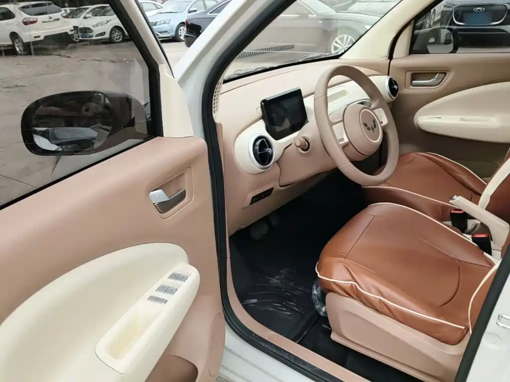 Wuling MINIEV — миниатюра 16