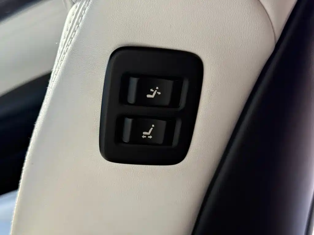 Toyota Vellfire — миниатюра 33