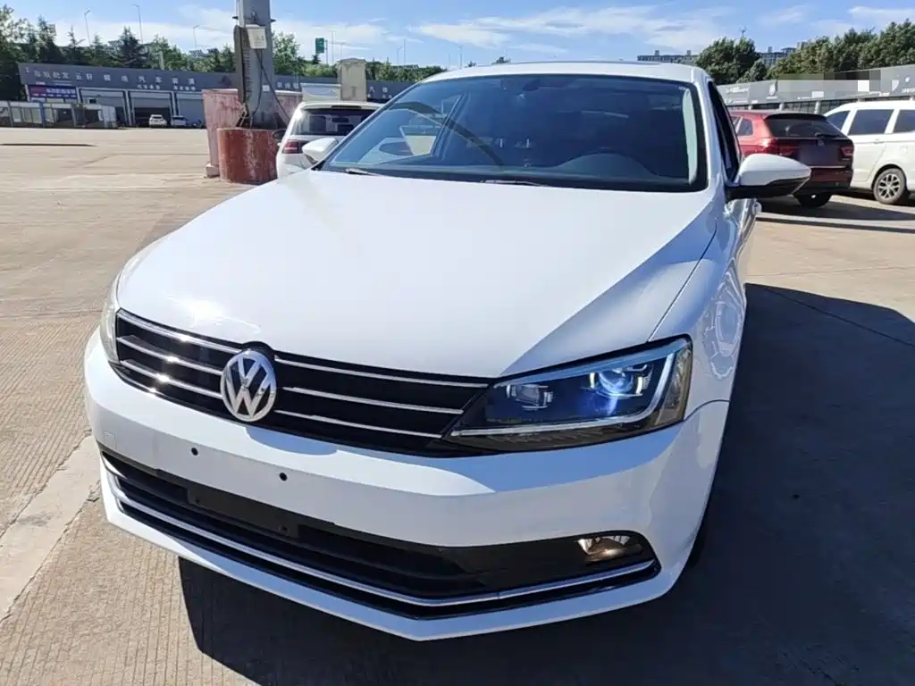 Volkswagen Sagitar — миниатюра 2