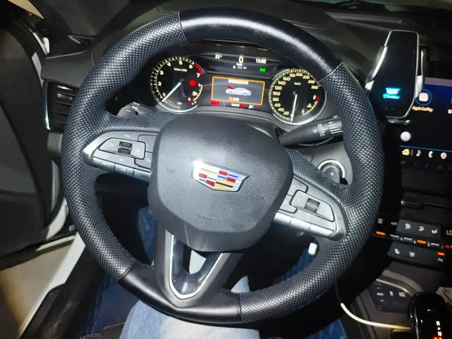 Cadillac CT5 — миниатюра 15