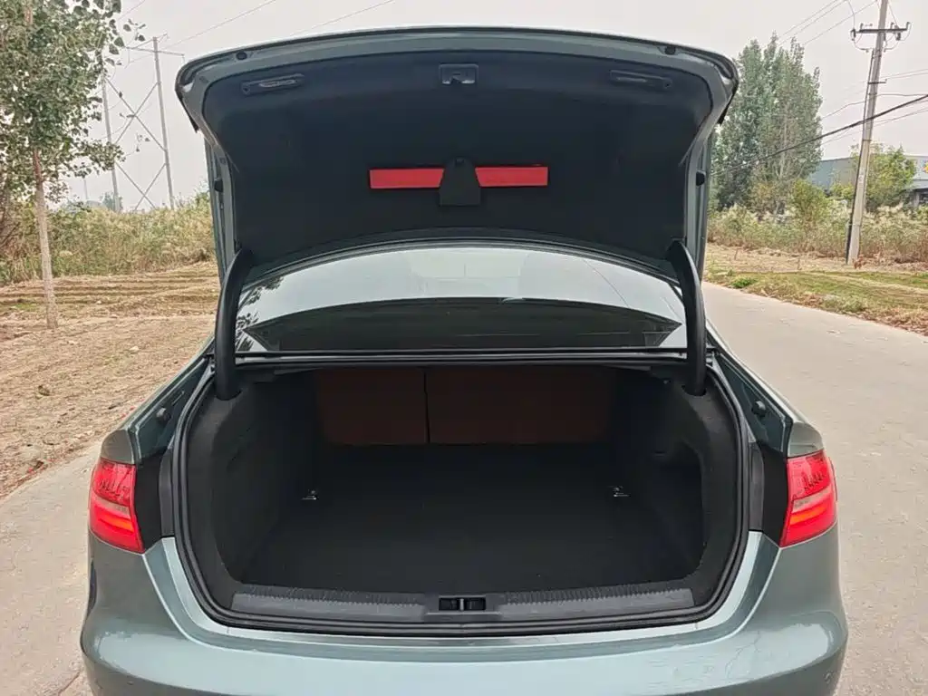 Audi A4L — миниатюра 19