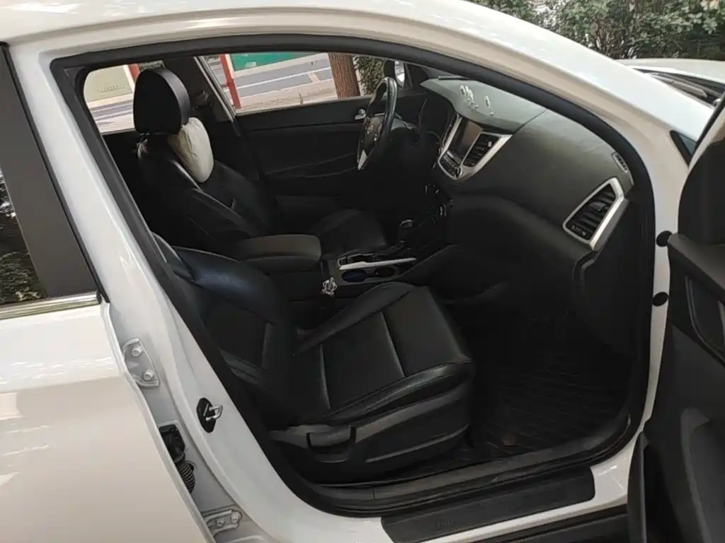 Hyundai Tucson — миниатюра 25